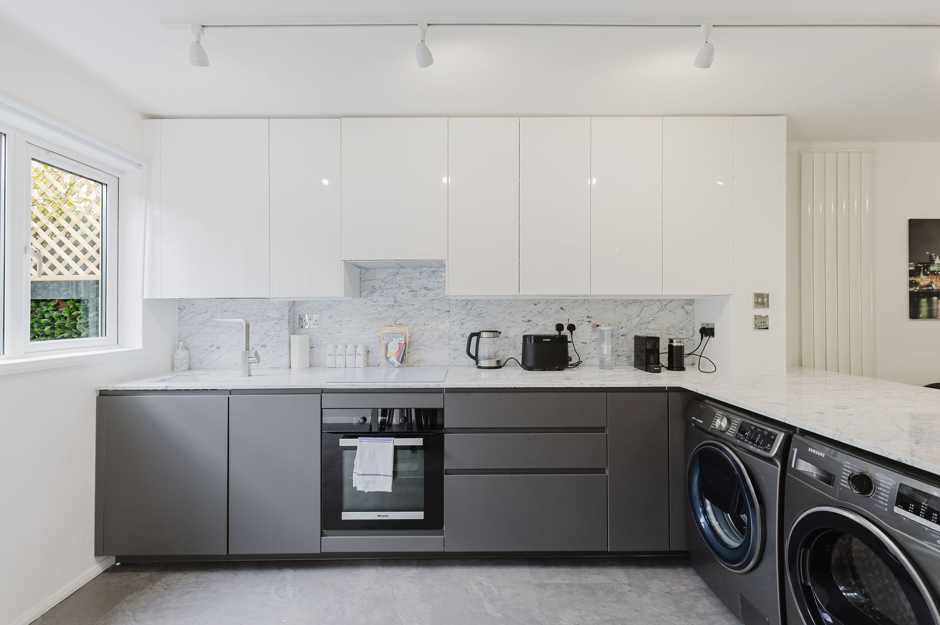 GuestReady - Modern 2bed with Garden in Southwark in 58 Henley Drive, London SE1 3AR, UK, London, United Kingdom - Property image 12 - VivreStays