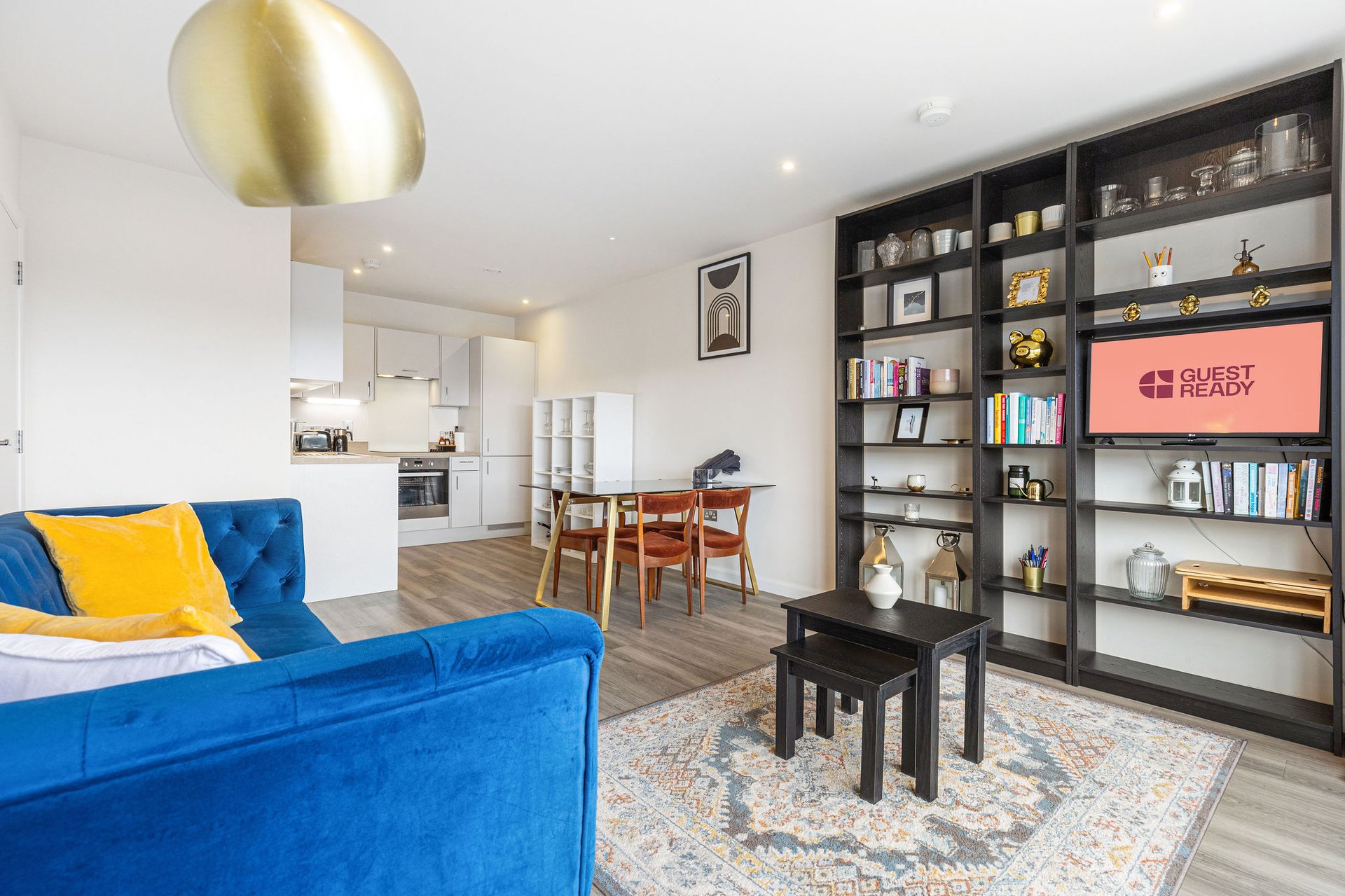 GuestReady - Millbrook Park retreat with balcony in 46 Arum Apartments, 22 Royal Engineers Way, London NW7 1SX, UK NW7 1SX - Property image 4 - VivreStays