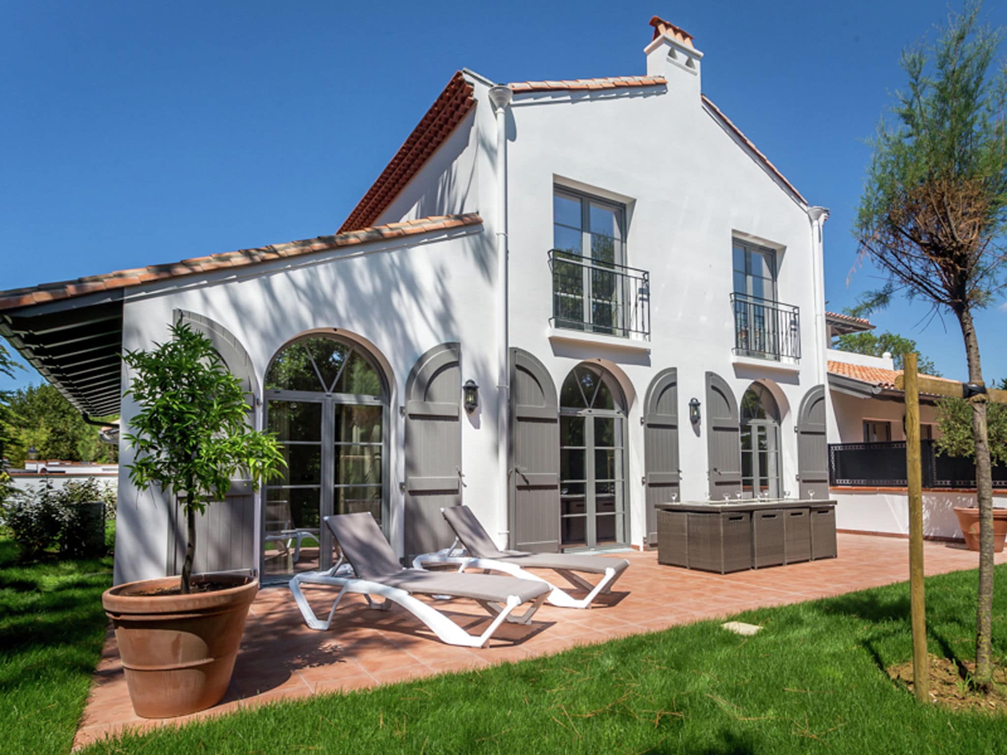 Villa In Basque Style With Garden - Biarritz