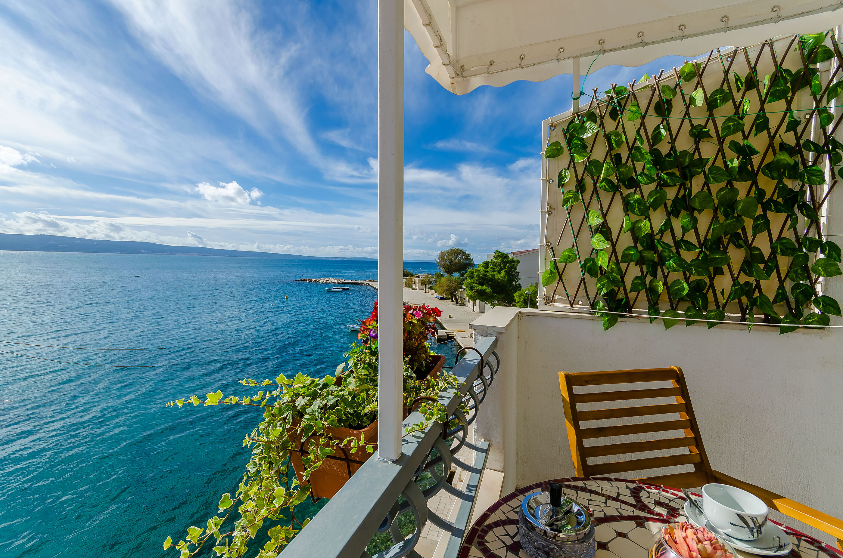 Vakantiehuis in Dugi Rat (Kroatië) 2 honden zijn welkom
