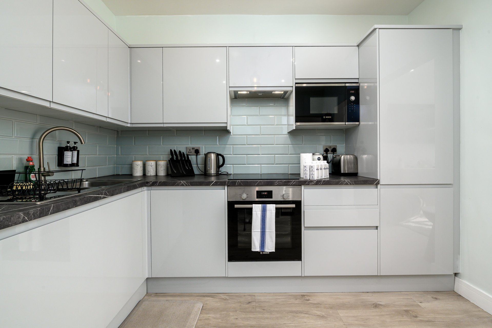 GuestReady - Stylish 2bed near Wembley Stadium in 8 Perimeade Road, Perivale, Greenford UB6 7AR, UK, London, United Kingdom - Property image 14 - VivreStays