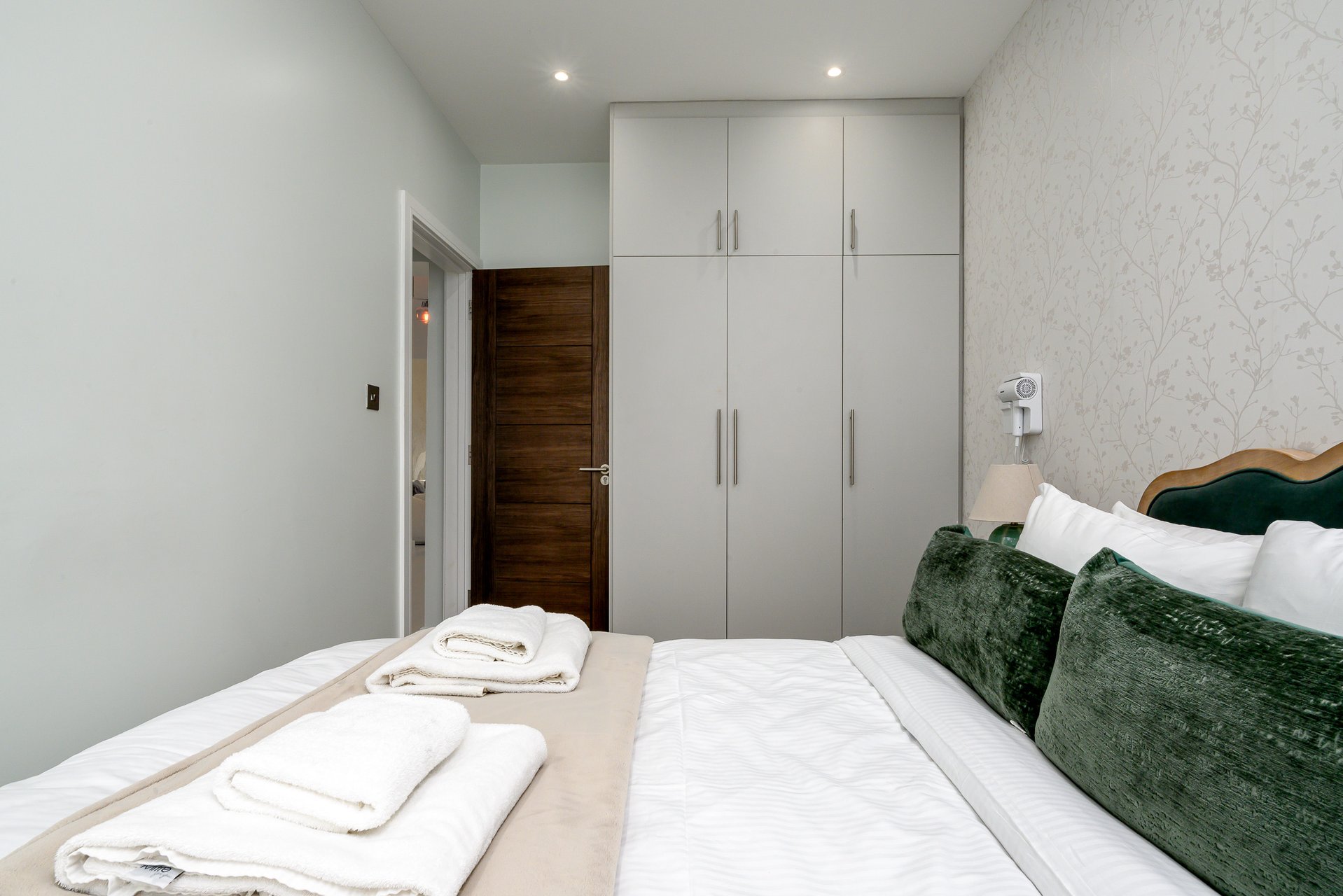 GuestReady - Stylish 2bed near Wembley Stadium in 8 Perimeade Road, Perivale, Greenford UB6 7AR, UK, London, United Kingdom - Property image 6 - VivreStays