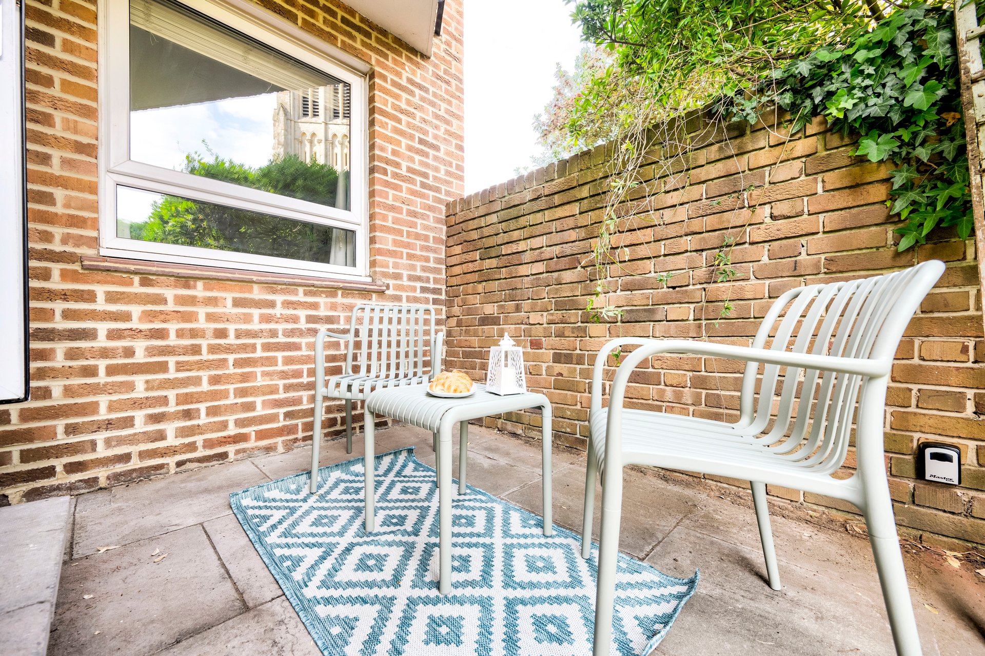 GuestReady - Modern 2bed in Richmond in 25 Mathias Court, 119 Church Road, Richmond TW10 6LL, UK, London, United Kingdom - Property image 33 - VivreStays