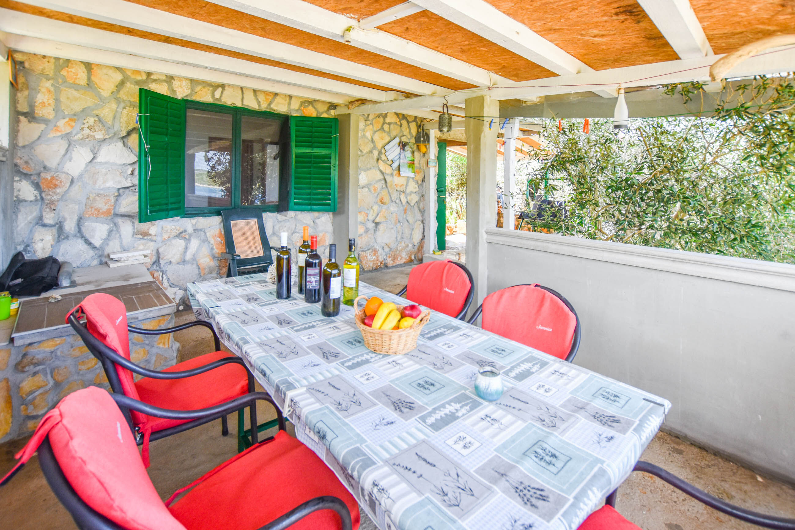 Ferienhaus in Kraj (Kroatien) und 2 Hunde erlaubt