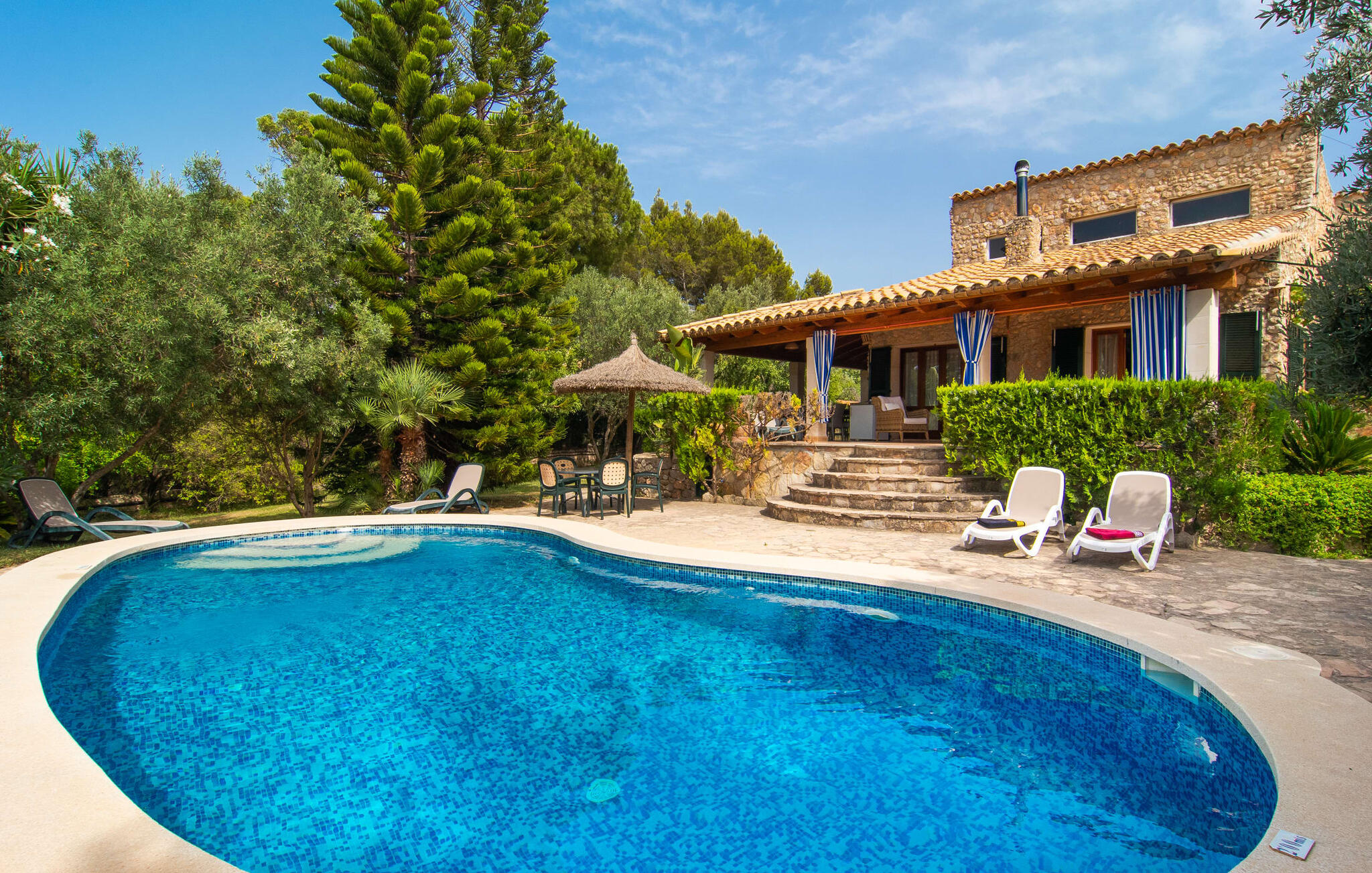 Casa 3 habitaciones, con piscina