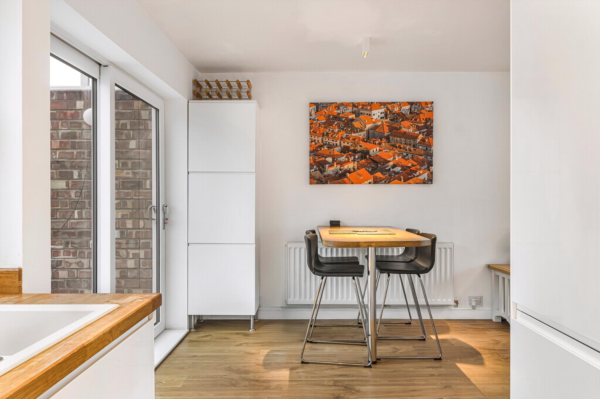South Manchester Suburbs near Cheadle Village in 67 Kenilworth Road, Stockport SK3 0QL, UK SK3 0QL - Property image 12 - VivreStays