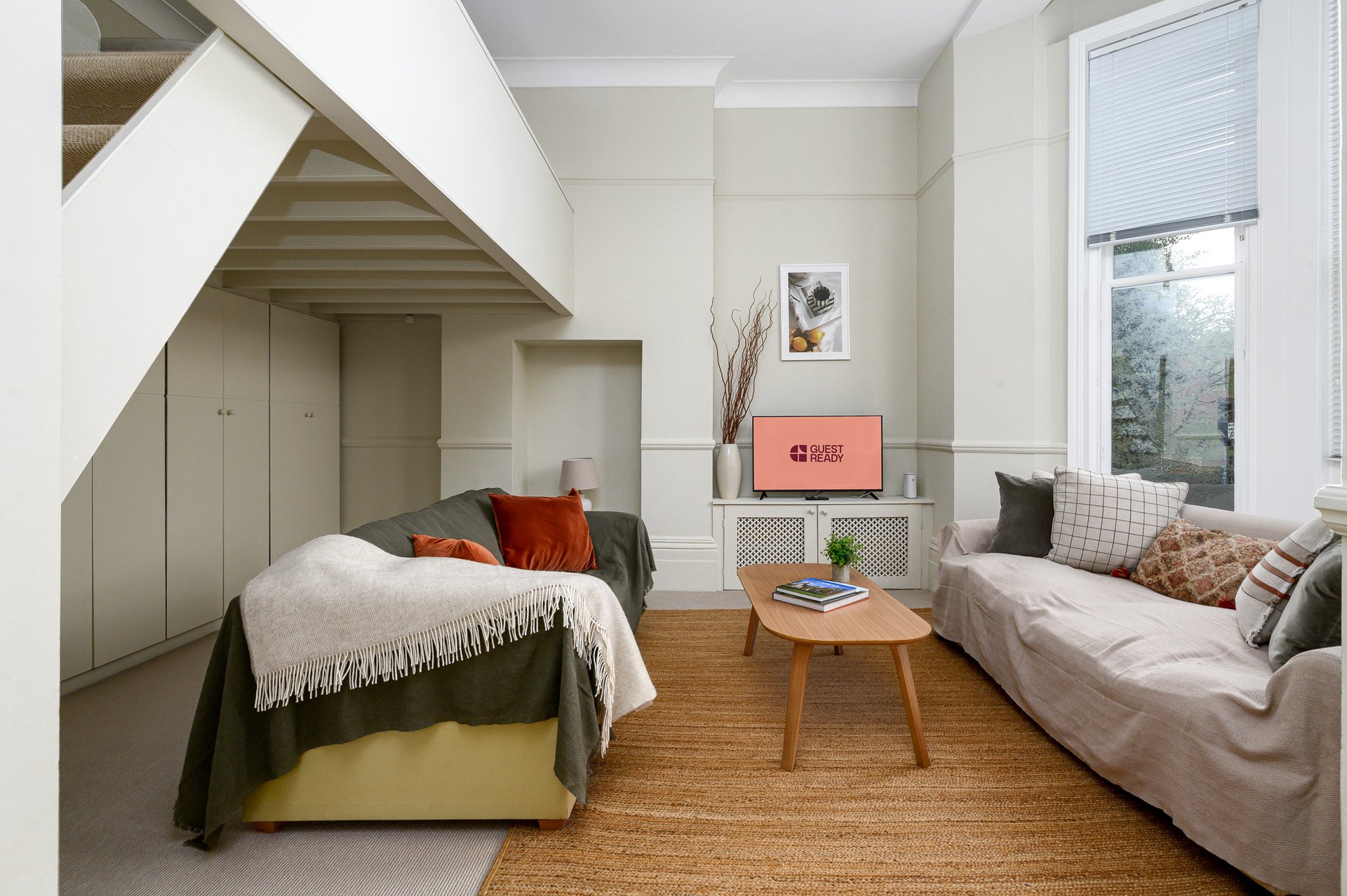 GuestReady - Cosy Loft Studio in Chiswick in flat 2, 2 Devonshire Gardens, London W4 3TW, UK W4 3TW - Property image 3 - VivreStays