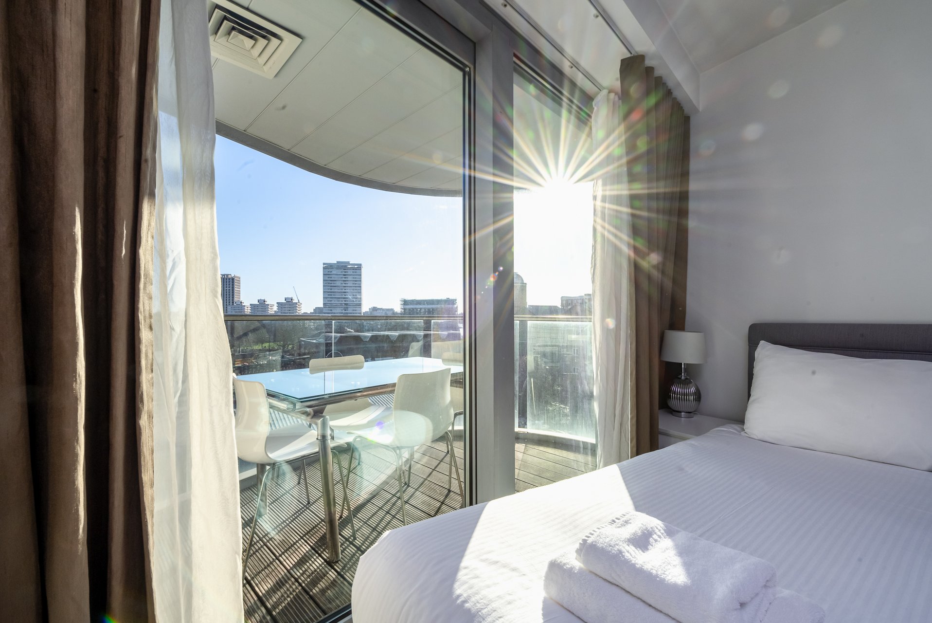 GuestReady - Modern 2bed w Balcony in Battersea in Flat 43 Orbis Wharf, Bridges Court Road, London SW11 3GW, UK, London, United Kingdom - Property image 10 - VivreStays