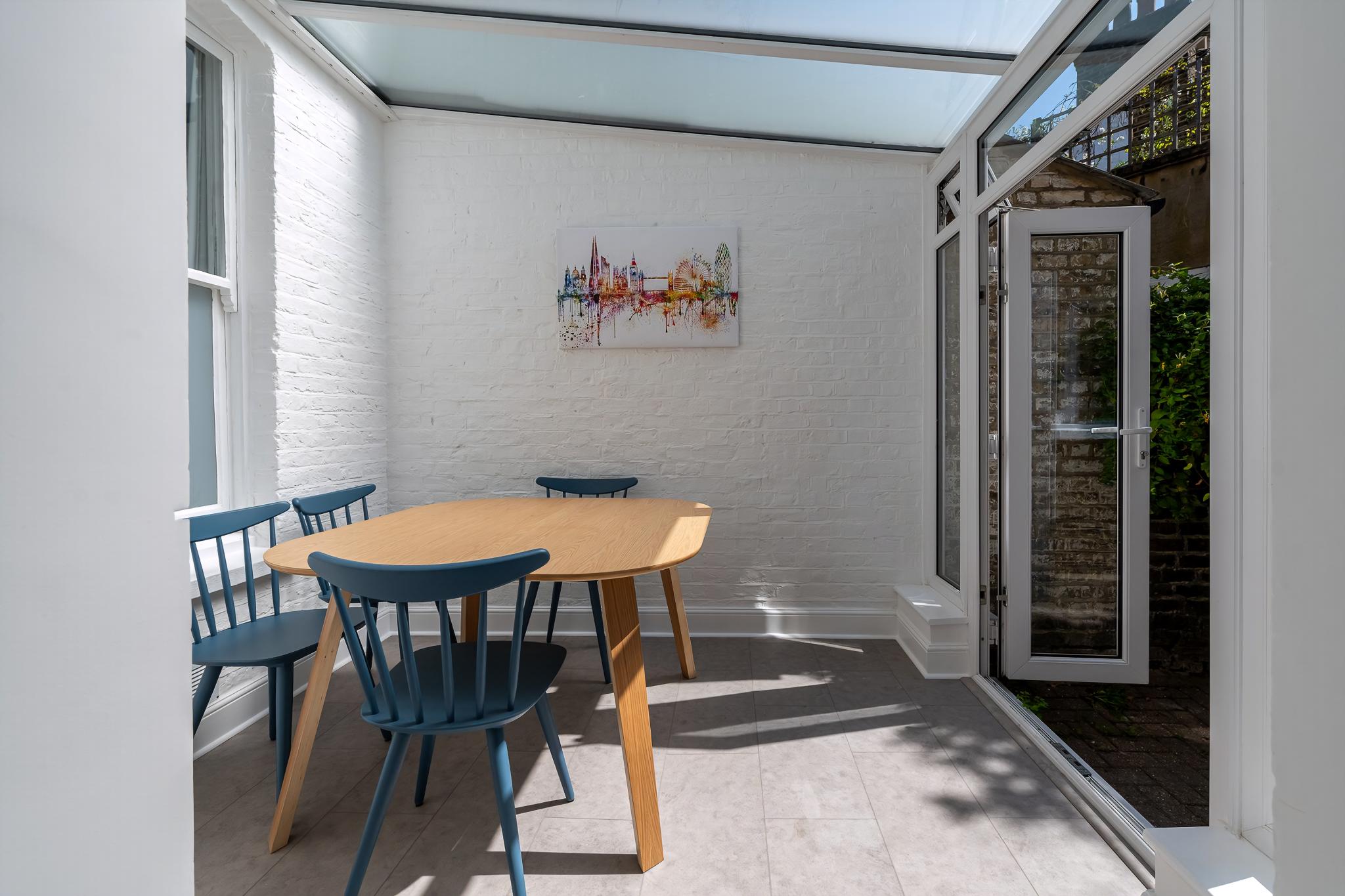 GuestReady - 2bed Battersea flat with Patio in 59 Broughton Street, London SW8 3QX, UK, London, United Kingdom - Property image 4 - VivreStays