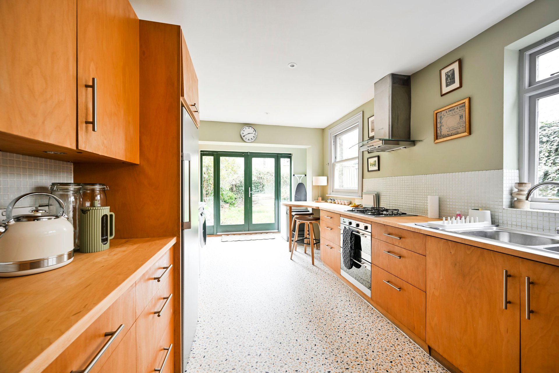 GuestReady - Spacious 4bed in Walthamstow in 44 Pretoria Avenue, London E17 7DE, UK, City of London, United Kingdom - Property image 14 - VivreStays