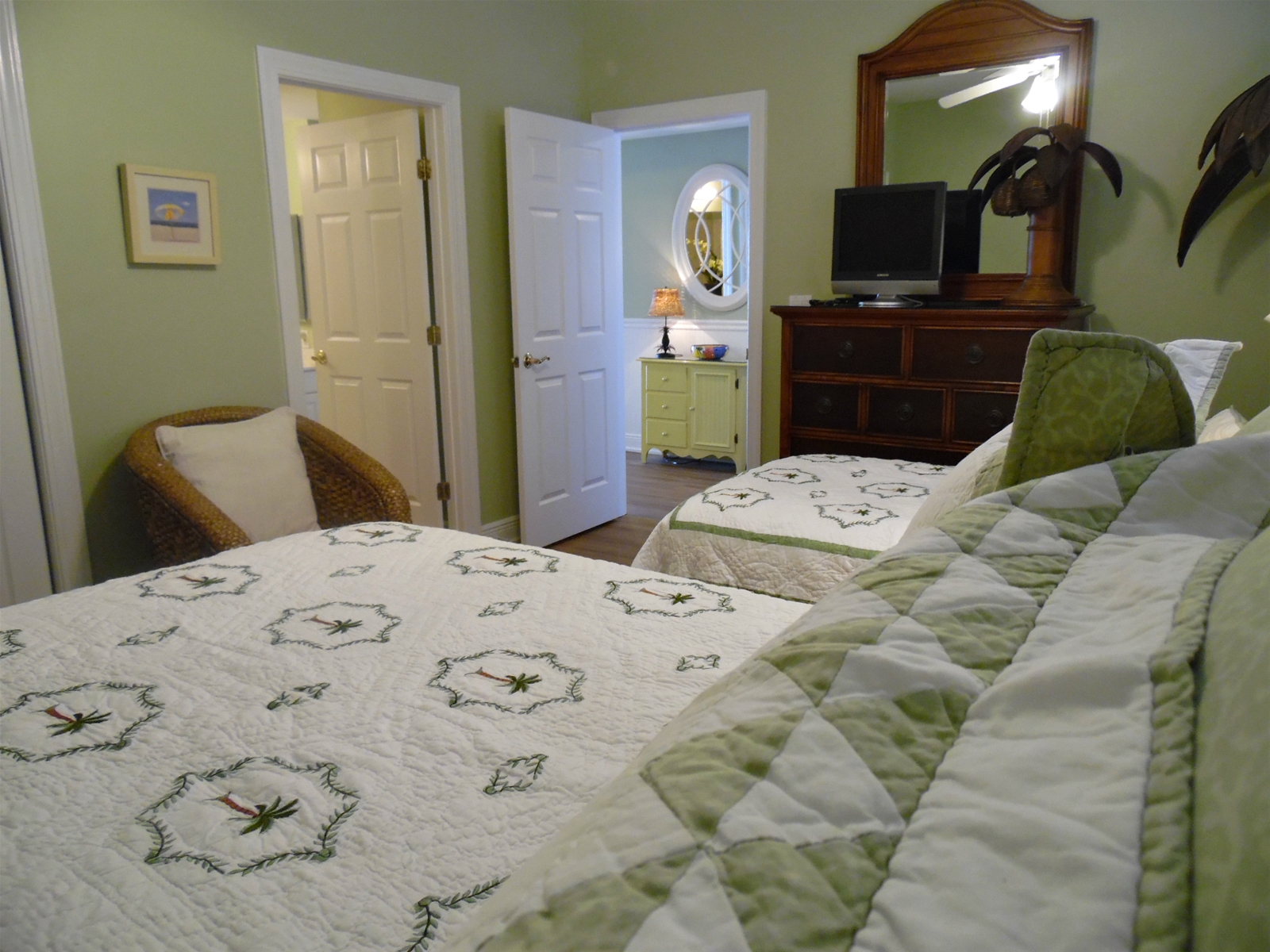Photo #24