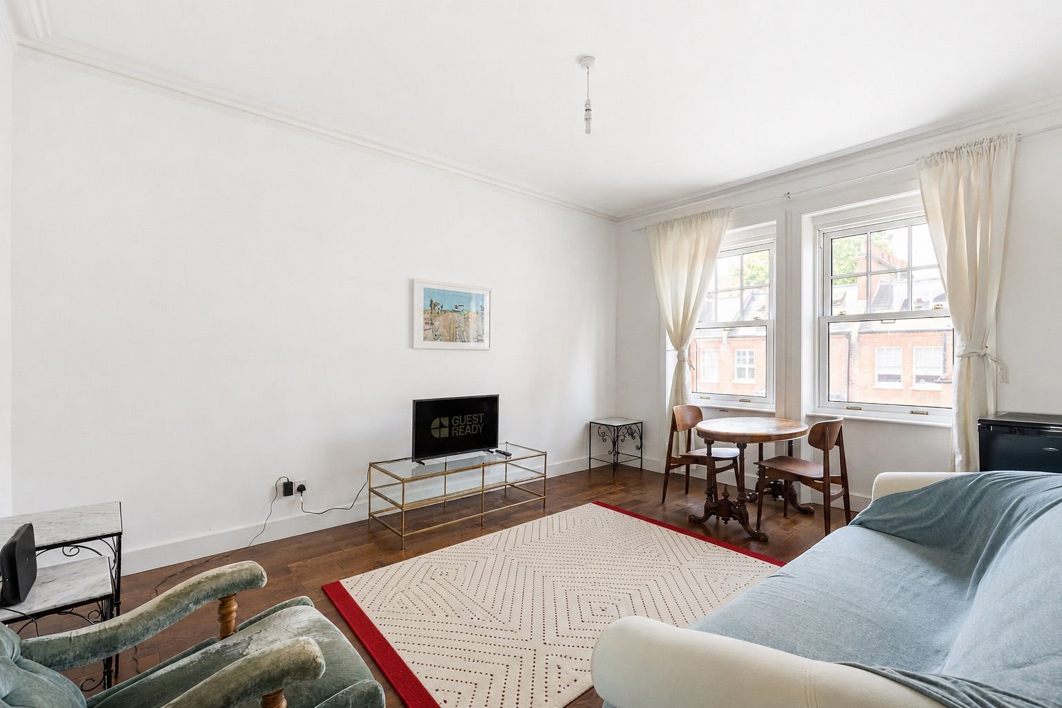 GuestReady - Charming Kensington Flat in flat 4, 34 Avonmore Road, London W14 8RS, UK W14 8RU - Property image 7 - VivreStays