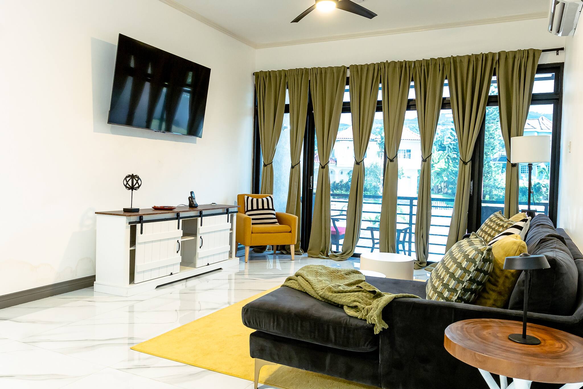 Apartment 2 bedrooms, with pool