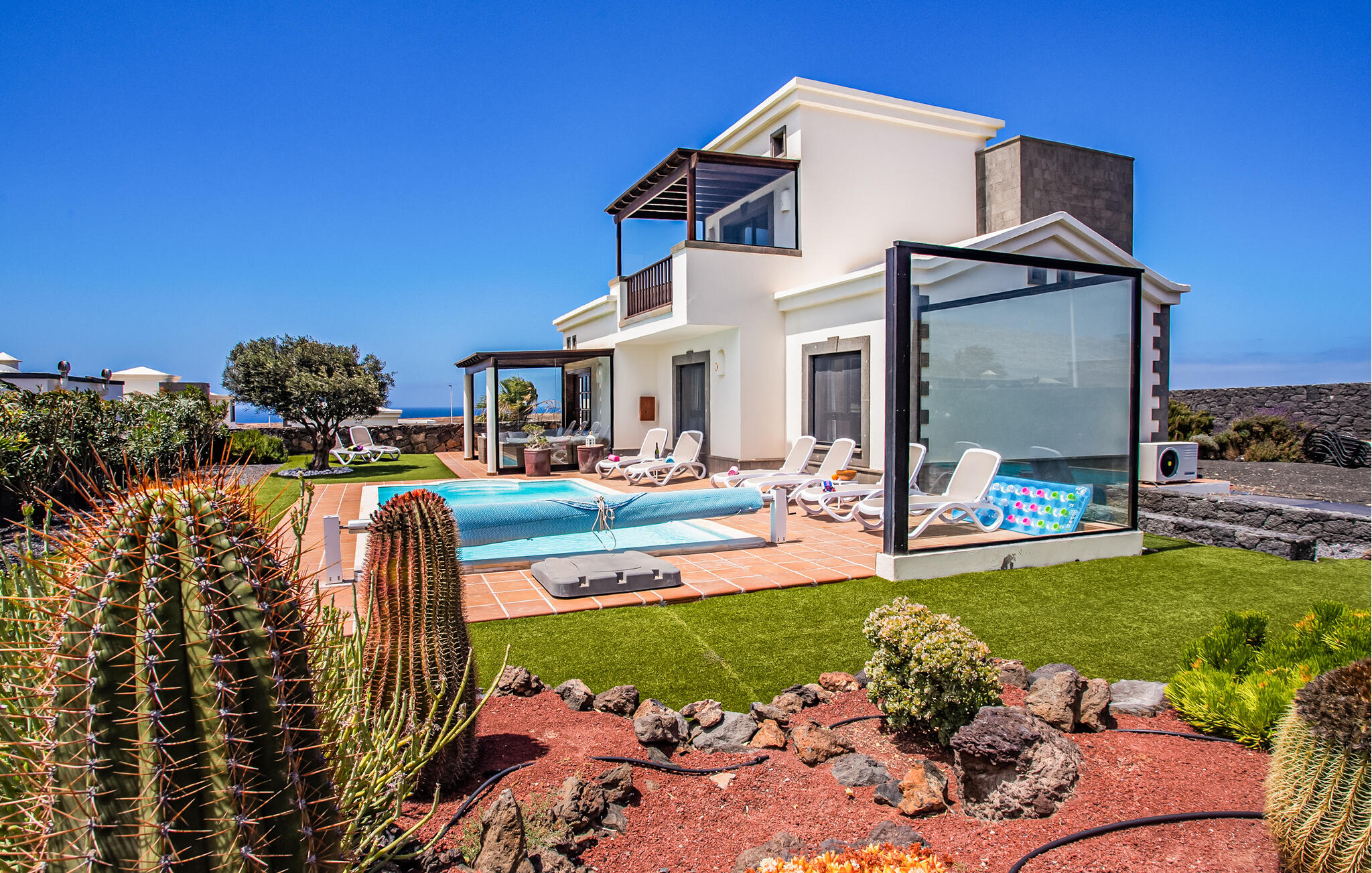 Casa 4 habitaciones, con vista al mar