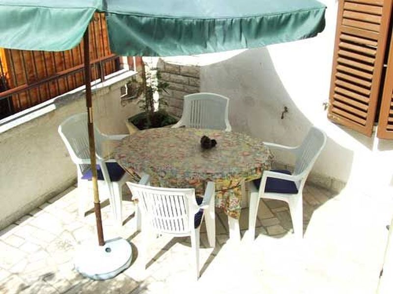 Ferienhaus mit umzäuntem Garten in Pomer (Kroatien) und 2 Hunde erlaubt