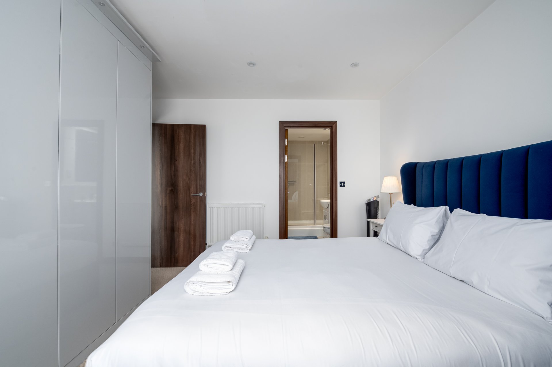 GuestReady - Modern 2bed w Balcony in Battersea in Flat 43 Orbis Wharf, Bridges Court Road, London SW11 3GW, UK, London, United Kingdom - Property image 6 - VivreStays